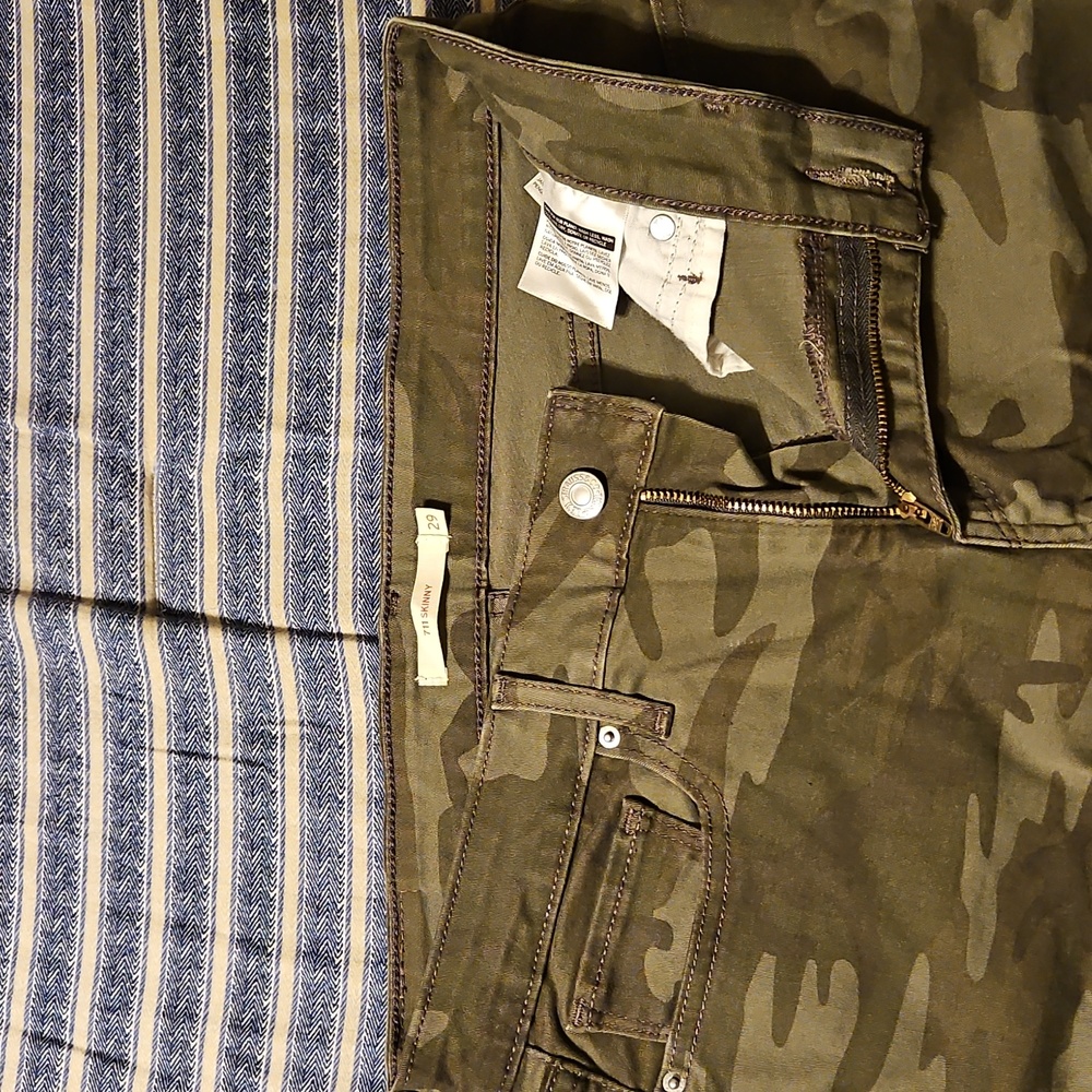 Levi's 711
